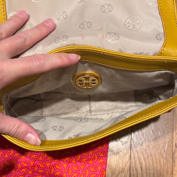 Tory Burch Mustard Crossbody Bag - Picture 6 of 9